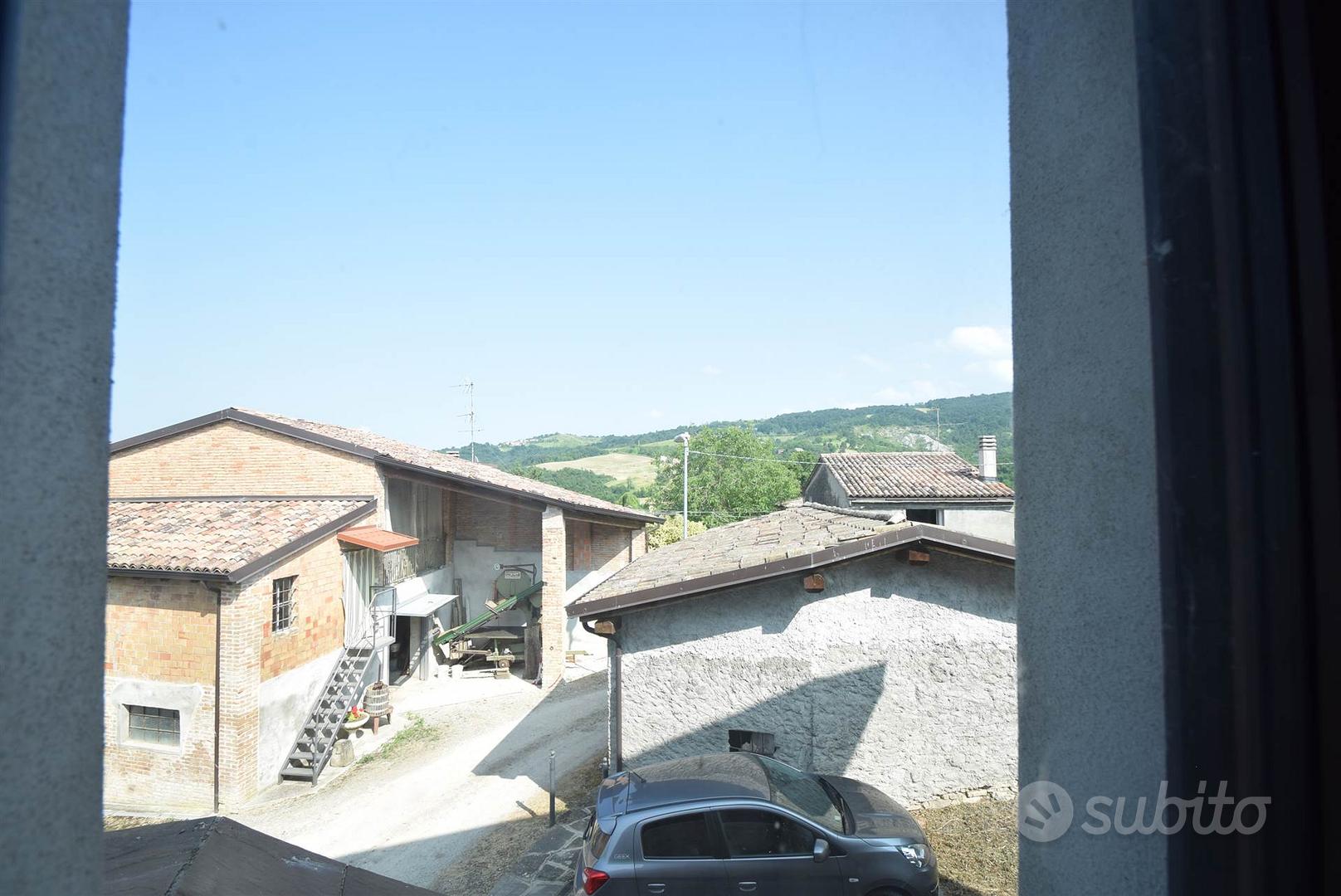 Rif.2460RC71298| rustico lugagnano val d'arda - Vista 6