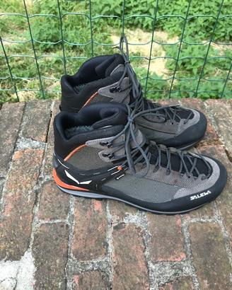 Scarponi Salewa Crow GTX uomo