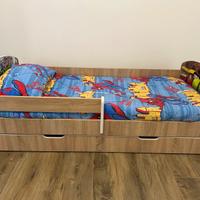 Letto montessori con sponde, cassetto e materasso