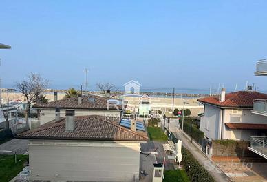 TORRE PEDRERA - UNICO NEL SUO GENERE !! VISTA MARE