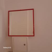 Specchio Con cornicetta rossa 