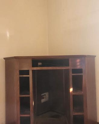 porta TV e stereo .