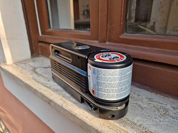 Compressore Portatile + Kit Riparazione Gomme