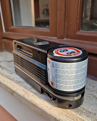 Compressore Portatile + Kit Riparazione Gomme
