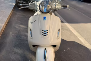 Vespa 300 GTS Super ABS-ESR