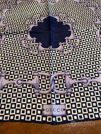 Foulard gucci