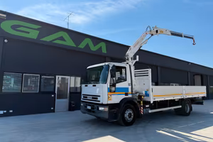 Iveco Eurocargo 150E18 cassone + gru SOLO EXPORT