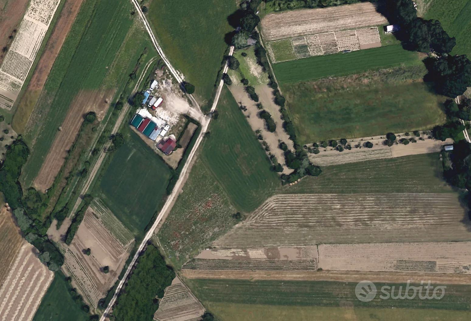 Terreno agricolo pianeggiante 2.300 m² con irrigaz - Altro
