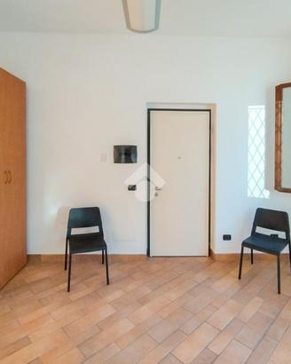 NEGOZIO A CODOGNO