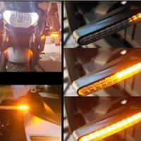 Coppia frecce moto led con accensione sequenziale