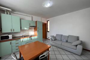BILOCALE ARREDATO PALAZZOLO S/O