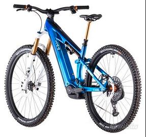 BICI CUBE STEREO HYBRID ONE44 HPC ACTIONTEAM