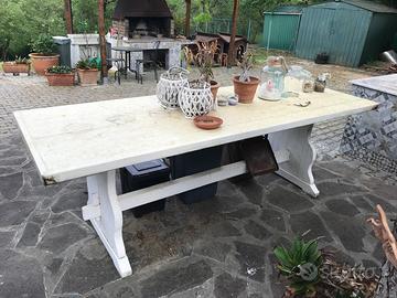 tavolo esterno legno massiccio