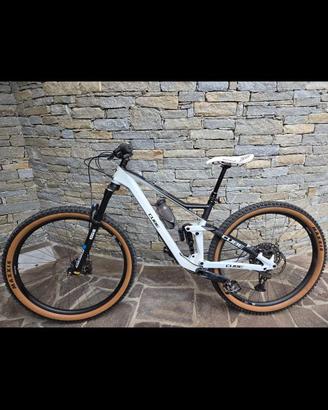 Mbt Cube stereo 150 c62 race