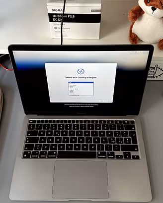 Macbook Air M1 2020 256GB 8GB RAM