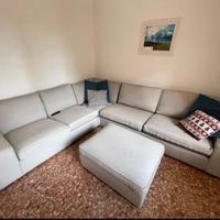 Divano angolare  Ikea modello KIVIK + pouf