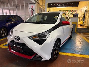 Toyota Aygo Connect 1.0 VVT-i 72 CV 5 porte x-clus