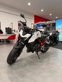 Honda Hornet 750 - 2025