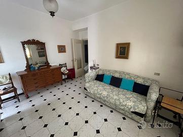 3 LOCALI A RAPALLO