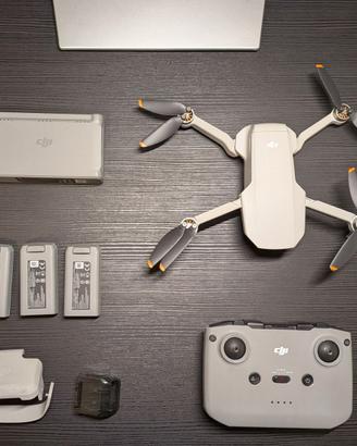 DJI Mini 2 Combo