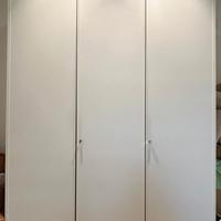 armadio a tre ante  bianco