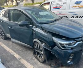 Renault Captur PLUG-IN HYBRID E-TECH 160CV ENGINEE