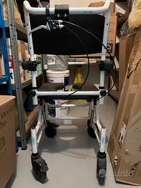 Sedia comoda da bagno e da doccia