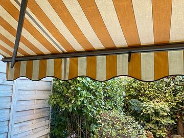 Tenda da sole a bracci