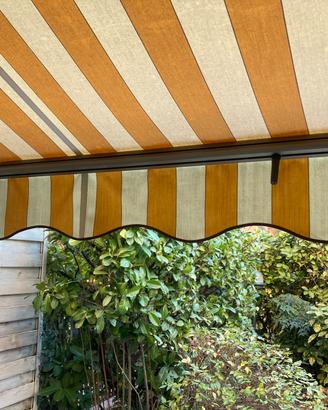 Tenda da sole a bracci