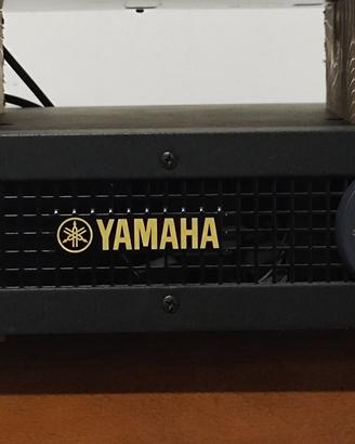 Yamaha CP2000 Finale di Potenza Pro 2x650W