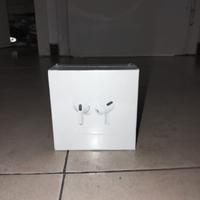 Apple AirPods Pro (1ª Gen) con Custodia MagSafe - 