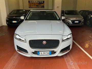 Jaguar XF 3.0 D V6 300 CV aut. Prestige Business 2