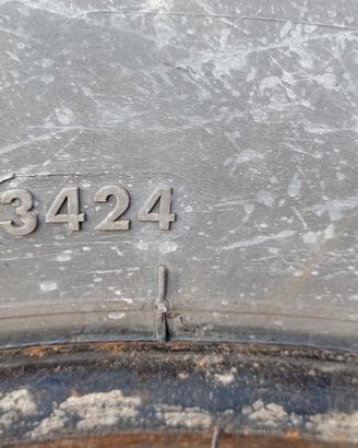 gomme giiti  245/70 r 17.5