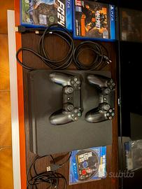 PS4 slim 1TB + 2 joystick e 3 giochi