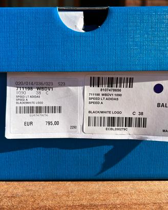 Balenciaga triple S per adidas