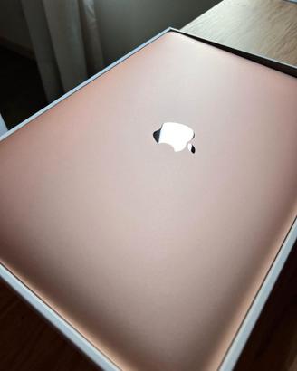 MacBook
