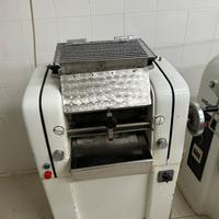 Raffinatrice per pasticceria e planetaria