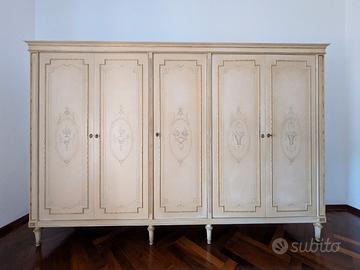 Armadio di pregio anni '50 a 5 ante. 