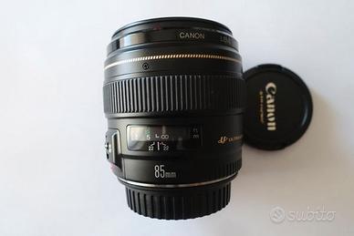 Canon EF 85mm 1.8