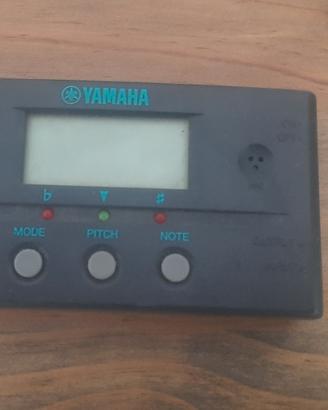 accordatore chitarra e basso