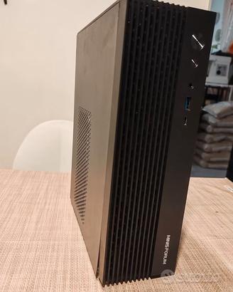 Ryzen 9 7945HX 16Core /32T  MINISFORUM 795S7