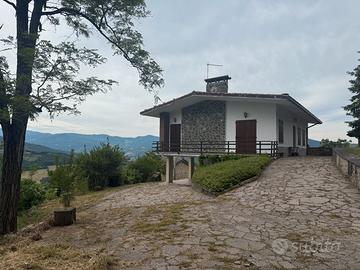 Complesso aziendale tra i colli piacentini