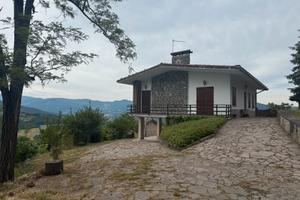 Complesso aziendale tra i colli piacentini