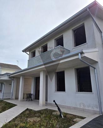 CAMPAGNA LUPIA - CASA A SCHIERA