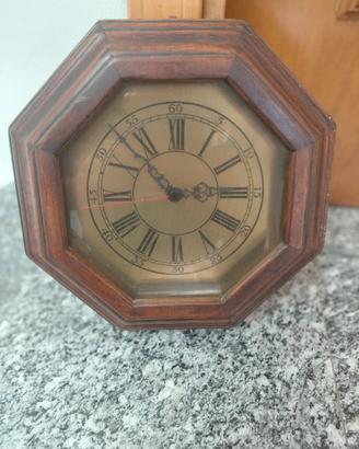 orologio ottagonale da parete vintage