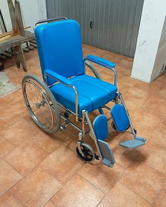 carrozzina comoda per disabili 