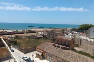 Appartamento arredato zona lungomare