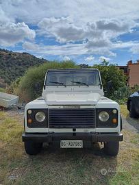 Land rover defender 90