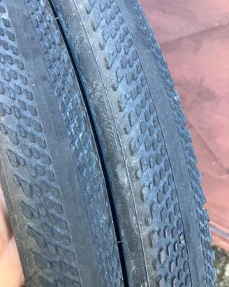 Gomme gravel 700.40