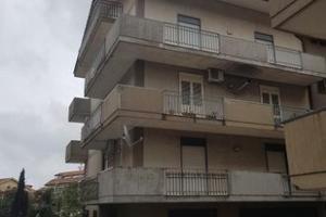 Appartamento 4vani con garage a Piedimonte Etneo